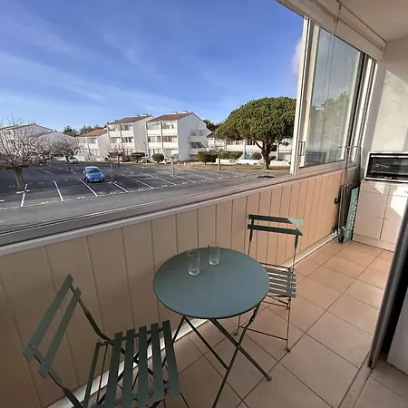 Proche Plage, Balcon, Parking Prive - Fr-1-224c-364 *